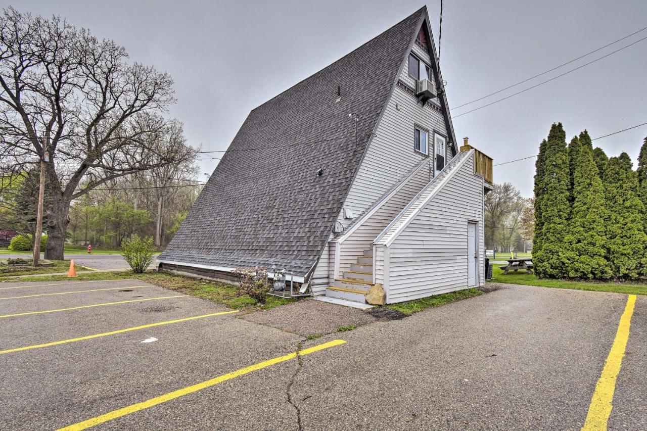 Bright And Cozy A-Frame Studio Steps To River! Algonac Luaran gambar